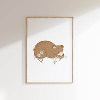 Poster - schlafender Bär in Blumenwiese - A4 oder A3